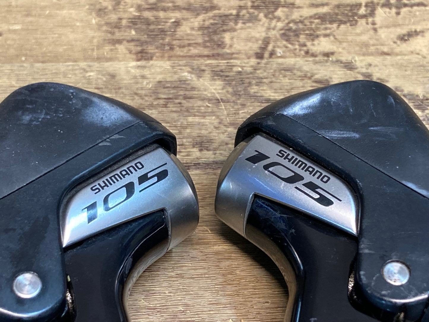 IO733 シマノ SHIMANO 105 ST-5800 STIレバー 2×11S