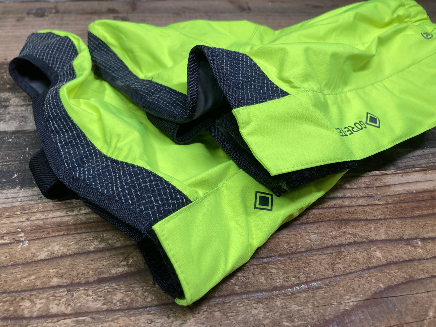 IU647 GORE WEAR Gore-Tex シューズカバー ネオンイエロー