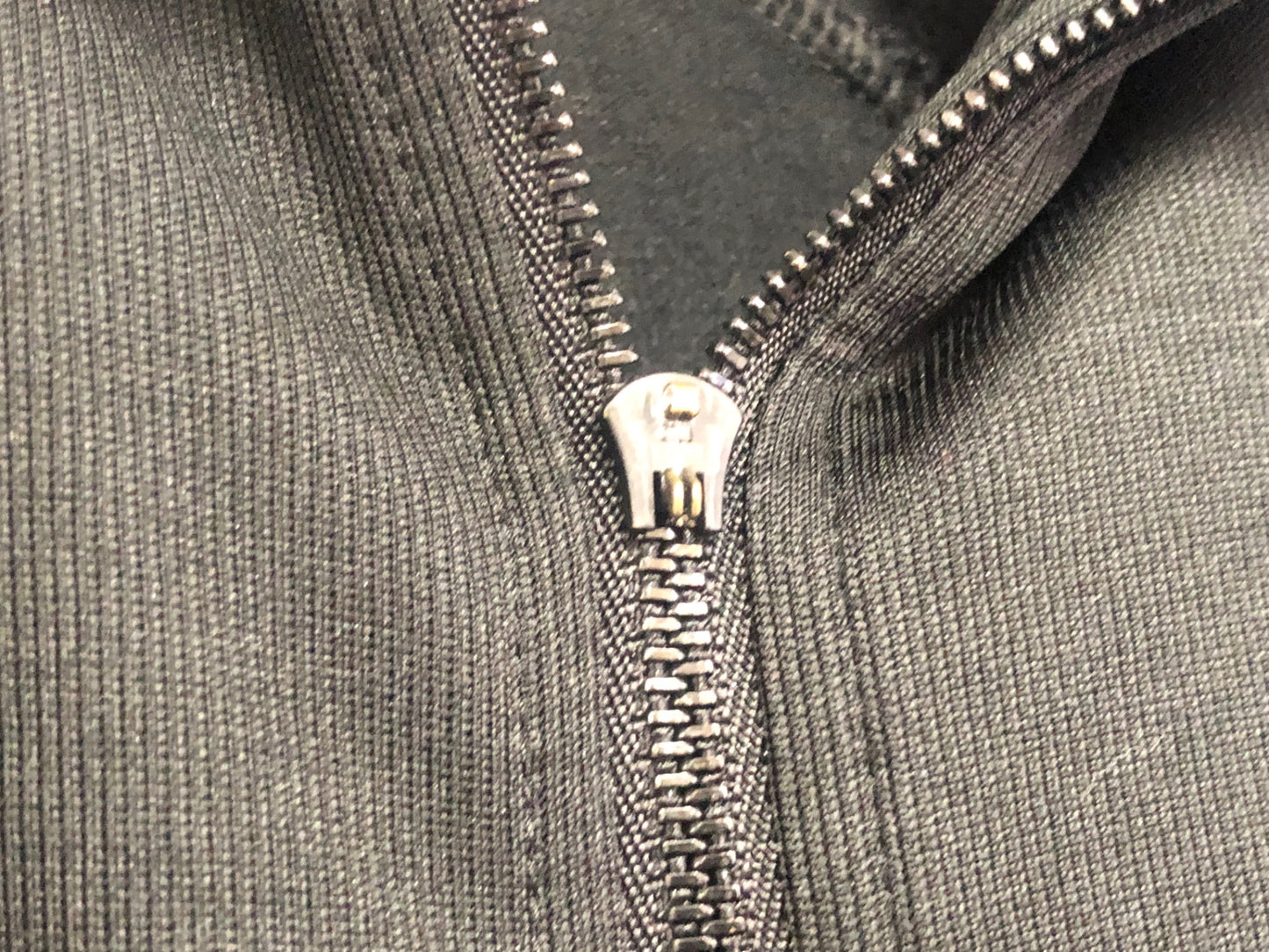 IX169 ラファ Rapha KINGS OF PAIN JERSEY 半袖 サイクルジャージ 黒 M ラファ10周年記念モデル ※ほつれ、チャック破損