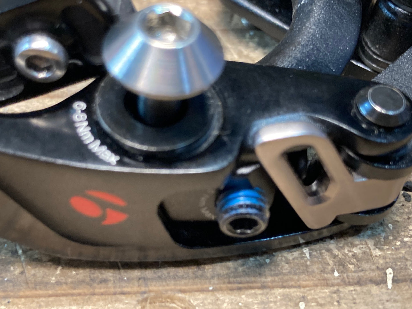 IF272 ボントレガー BONTRAGER Speed Stop Pro Brake Caliper ダイレクトマウント ブレーキ 前後セット