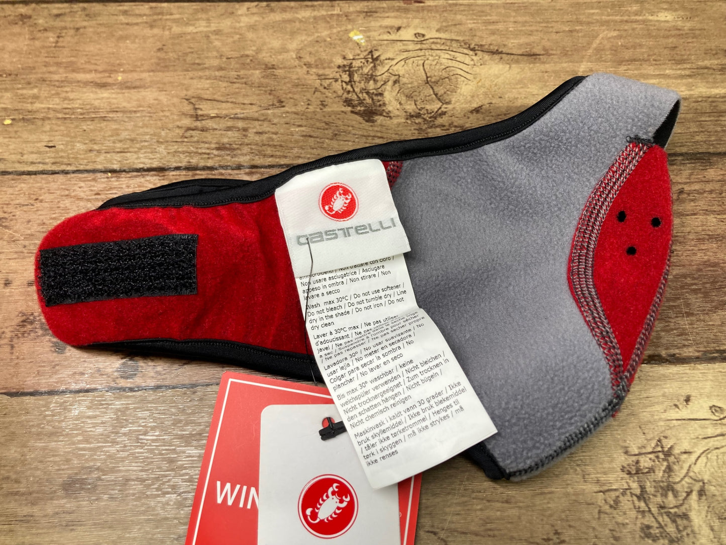 IQ159 カステリ CASTELLI フェイスマスク 黒 裏起毛 GORE WINDSTOPPER