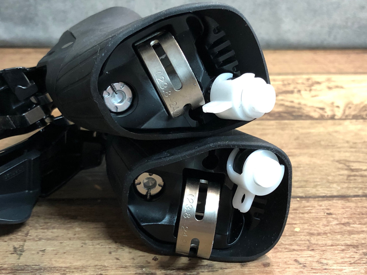 IR956 シマノ SHIMANO 105 ST-R7025 STIレバー 左右セット 2x11S 油圧