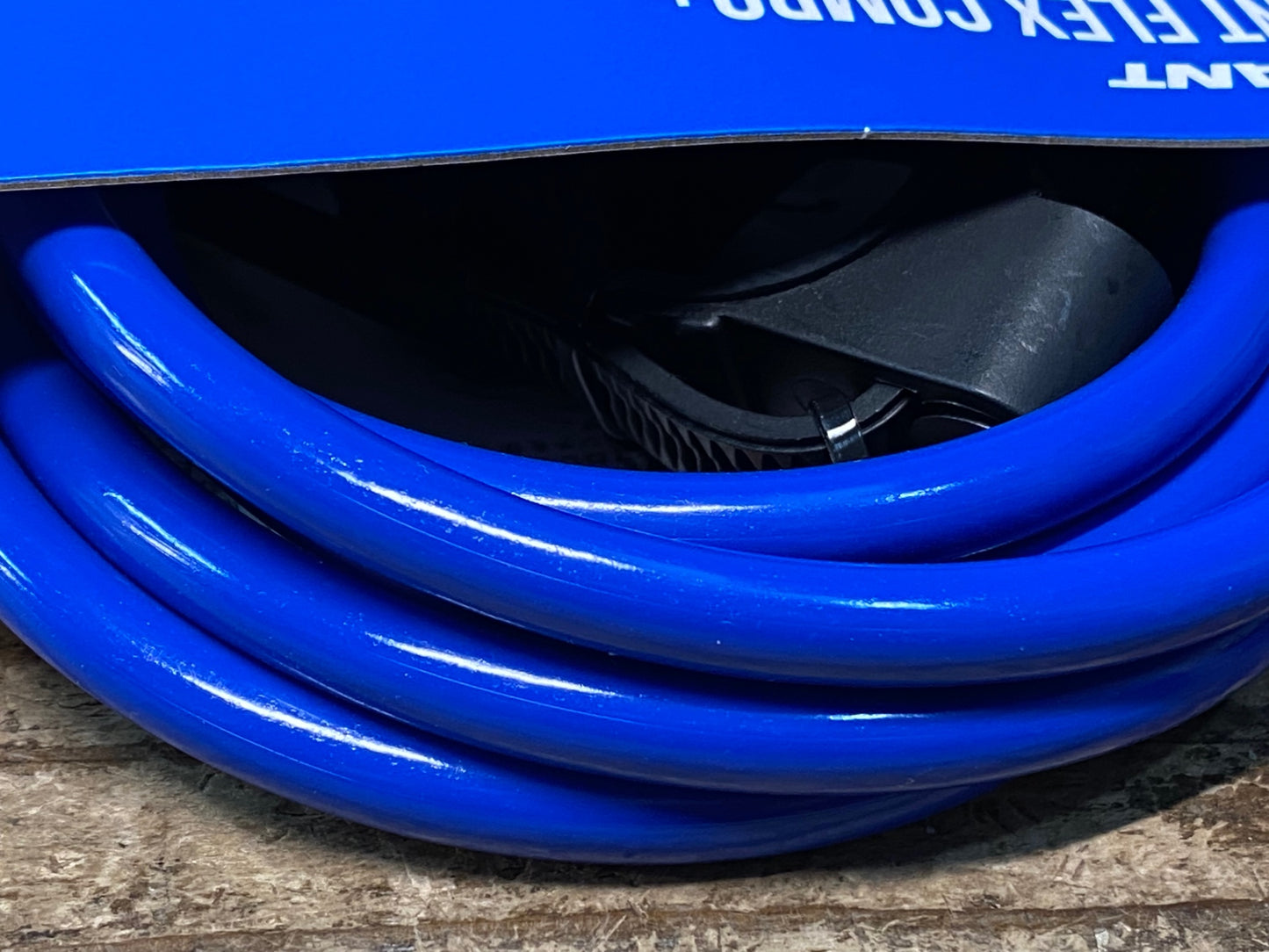 IV724 ジャイアント GIANT FLEX COMBO+ ケーブルロック