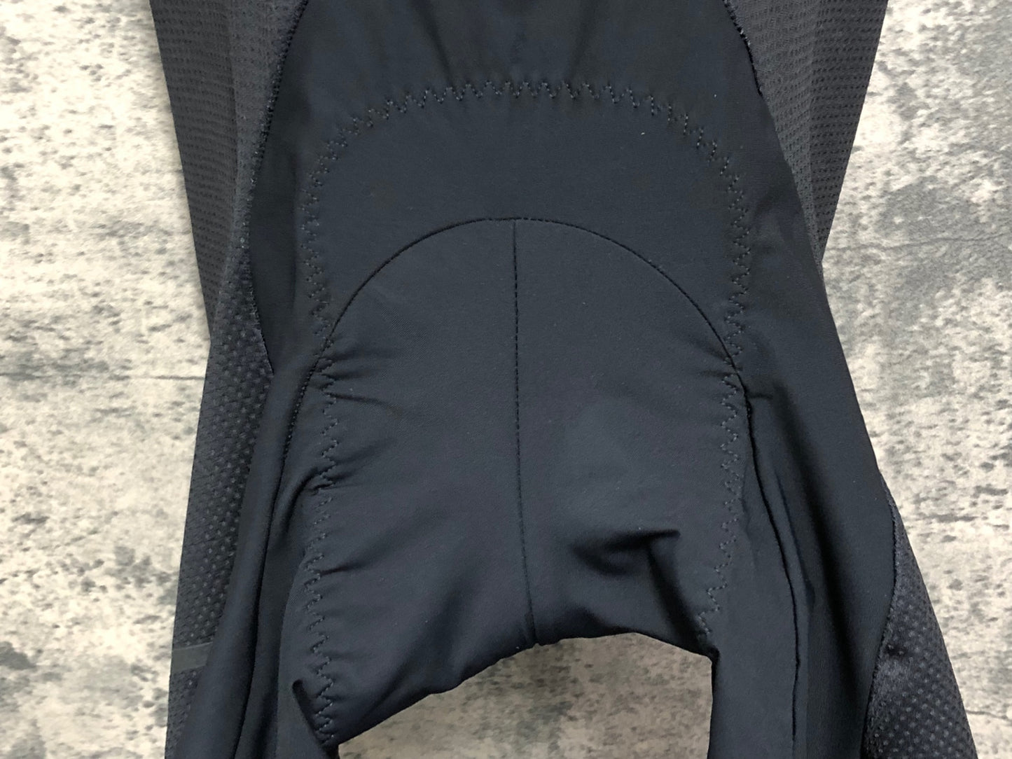 IV555 パールイズミ PEARL iZUMi ビブショーツ 黒 M