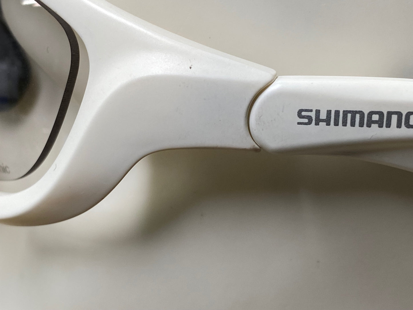 IT983 シマノ SHIMANO CE－S60X サングラス 白