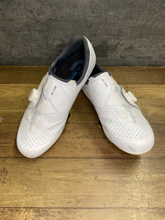 IY586 シマノ SHIMANO SHRC300M ビンディングシューズ SPD-SL 白 EU42