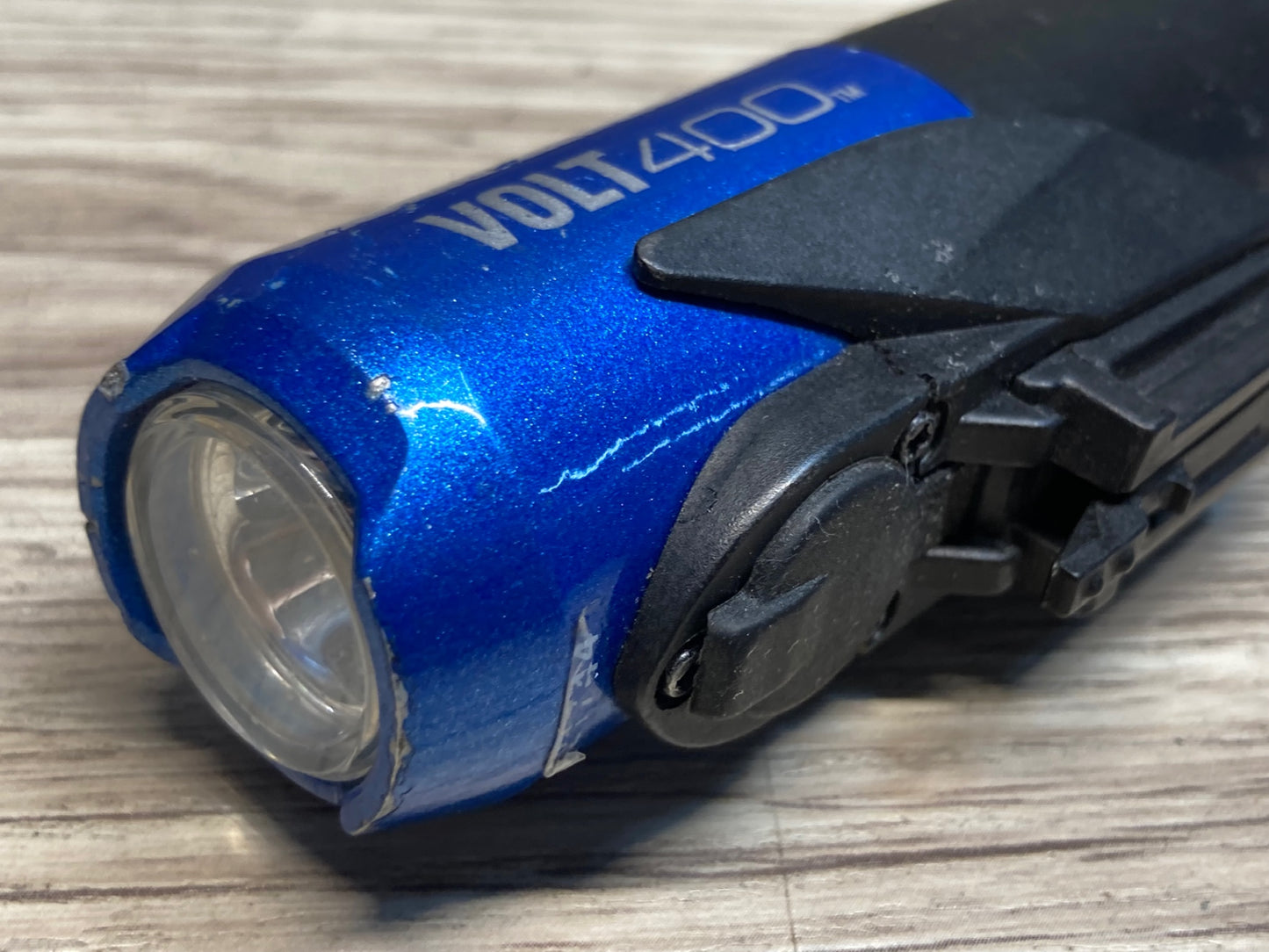 IW726 キャットアイ CATEYE VOLT400 フロントライト 青 点灯確認済