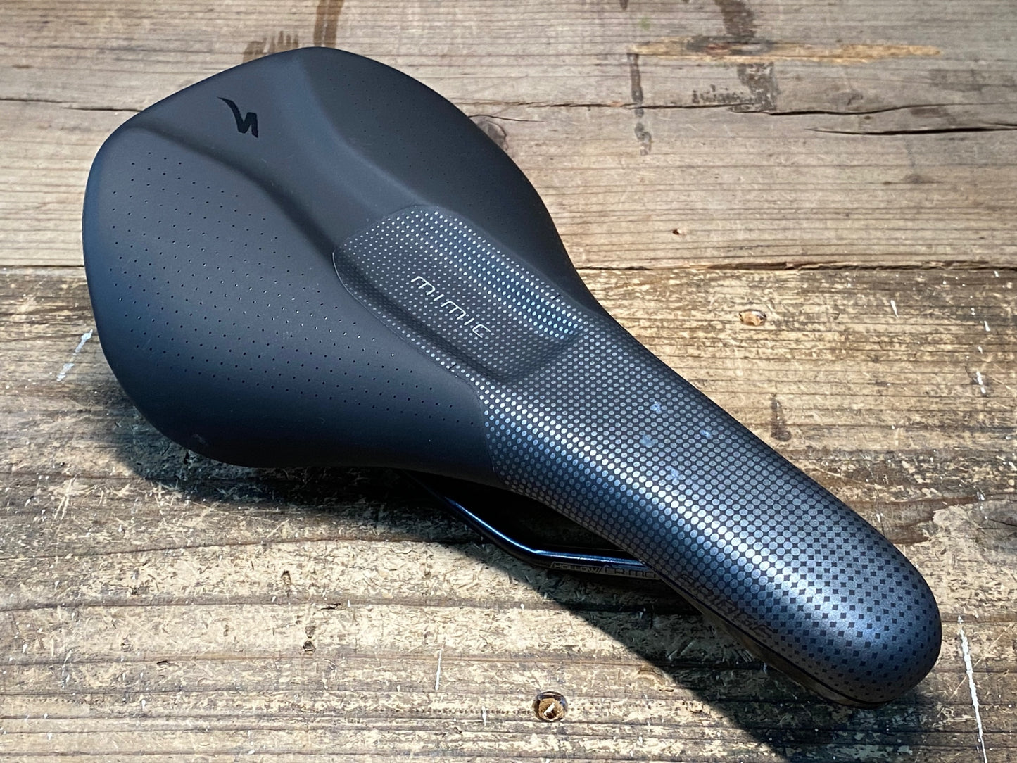 IX477 スペシャライズド SPECIALIZED ブリッジ BRIDGE mimic サドル 黒 143mm