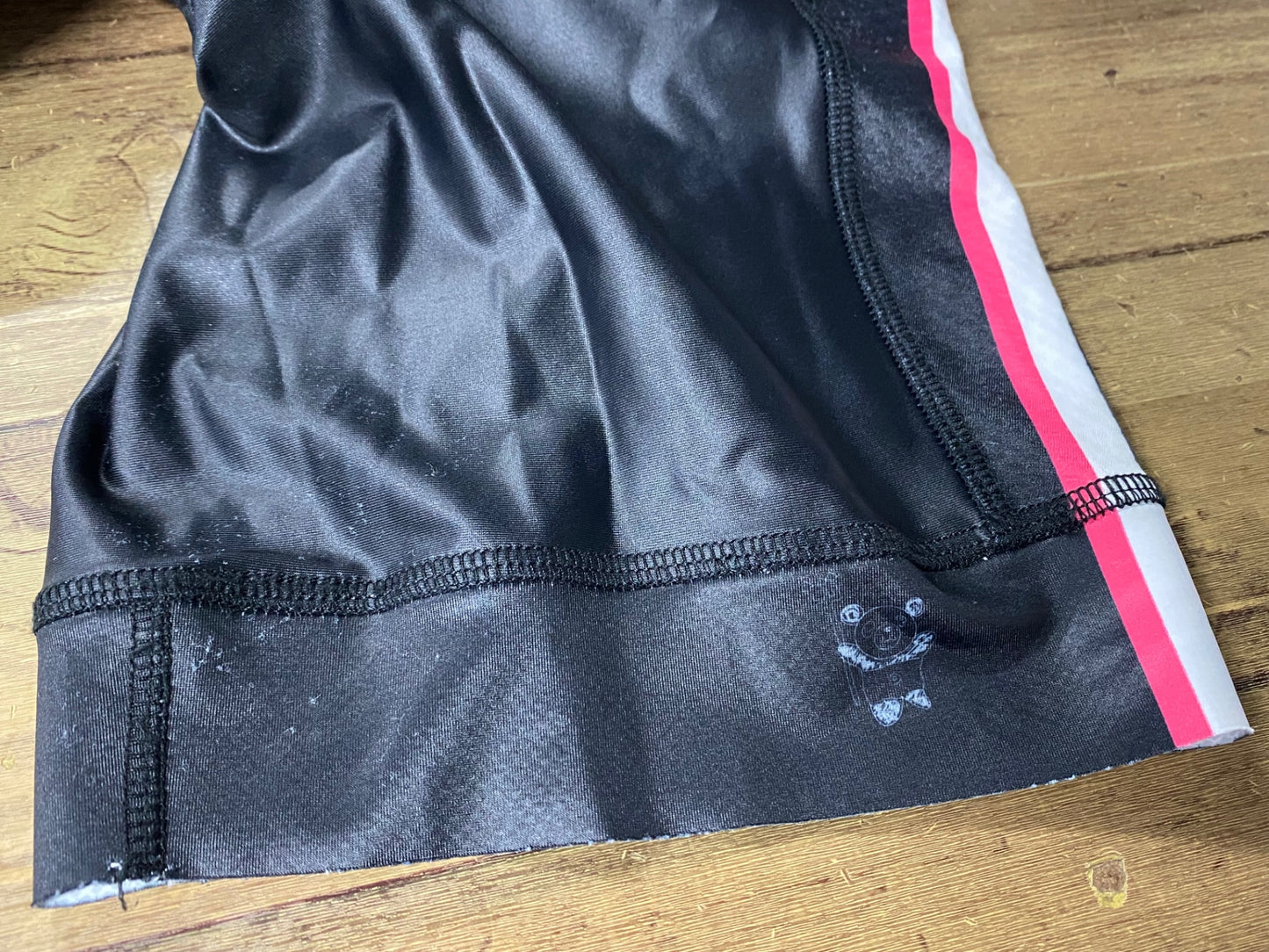 IT124 パンダーニ Pandani ビブショーツ 黒 S