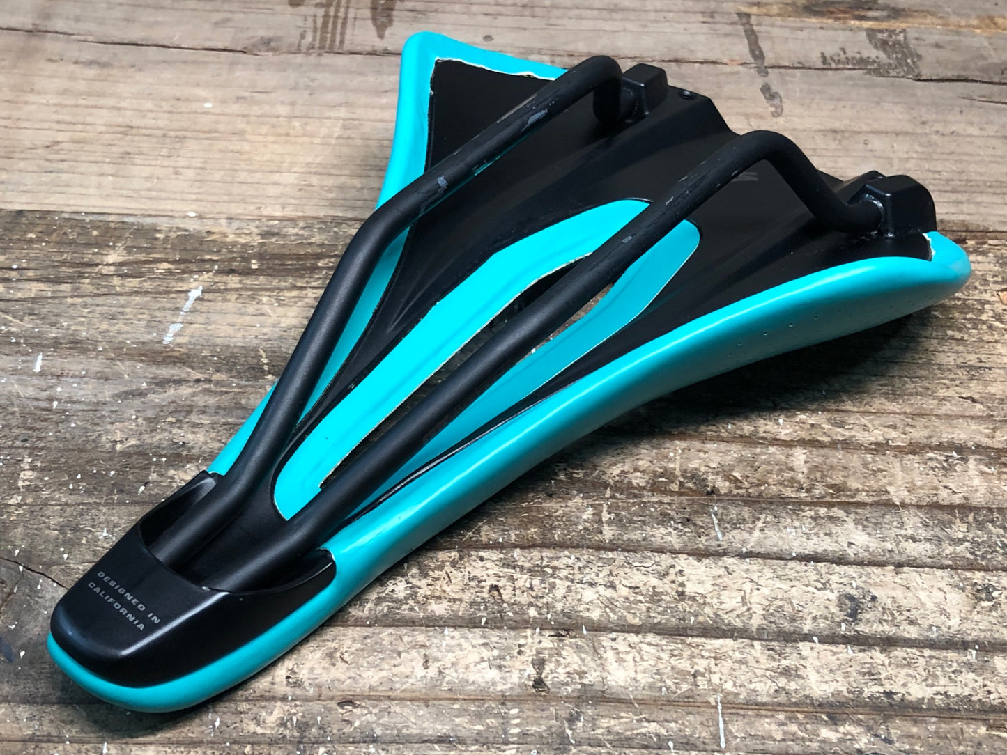 IW580 スペシャライズド SPECIALIZED POWER ARC EXPERT SADDLE サドル アシッドミント 143mm HollowTi