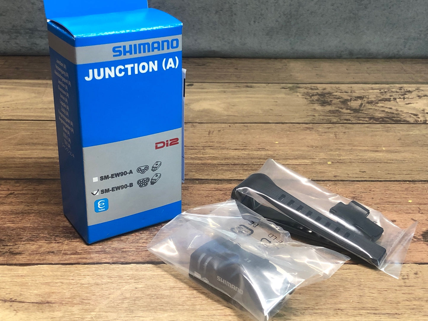 IR361 シマノ SHIMANO デュラエース DURA-ACE SM-EW90-B ジャンクション A 5ポート