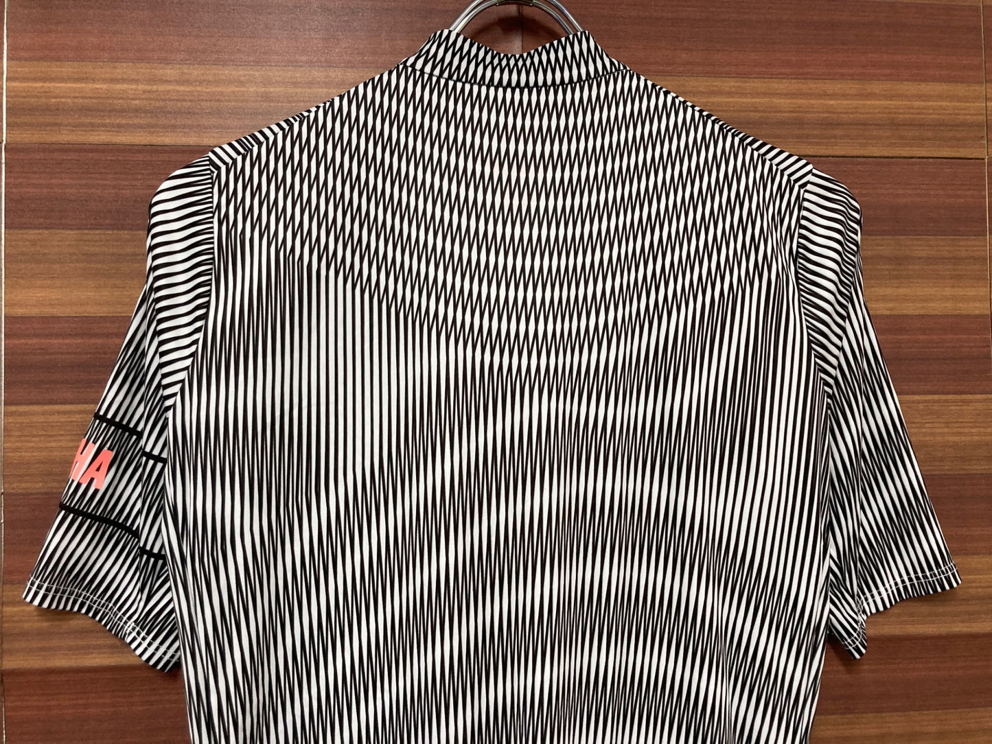 IO433 ラファ Rapha PRO TEAM FLY WEIGHT JERSEY 半袖 サイクルジャージ 白 黒 総柄 M