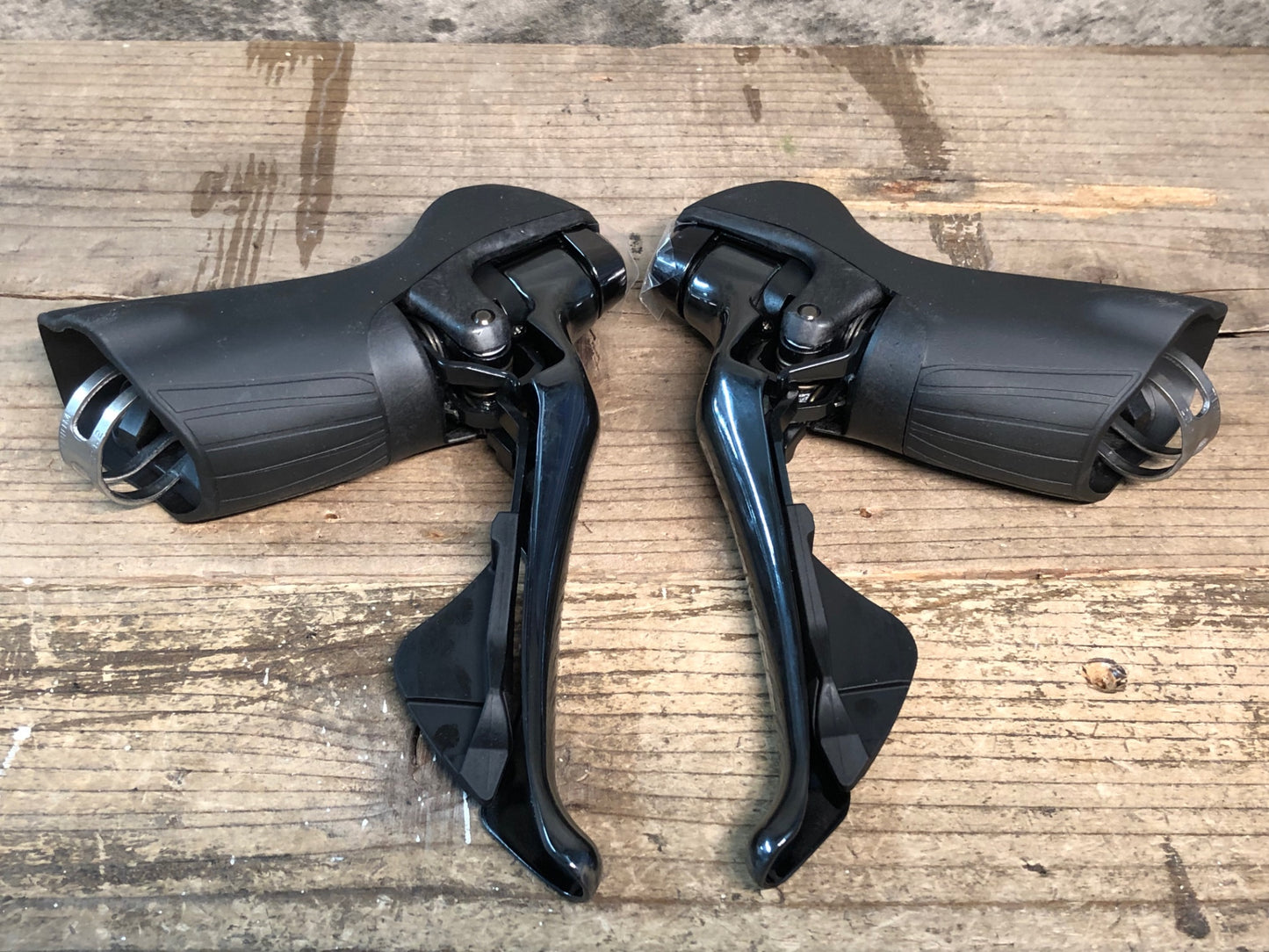 IW613 シマノ SHIMANO デュラエース DURA-ACE ST-R9100 STIレバー 2x11s 未使用品