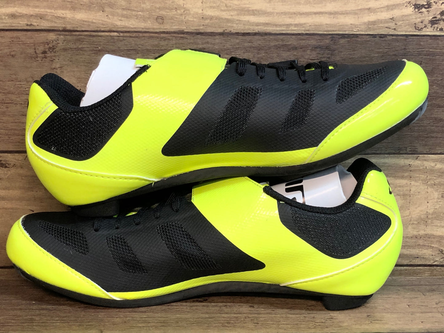 IP475 ジロ GIRO SENTRIE TECHLACE ビンディングシューズ 蛍光イエロー SPD-SL EU40 未使用