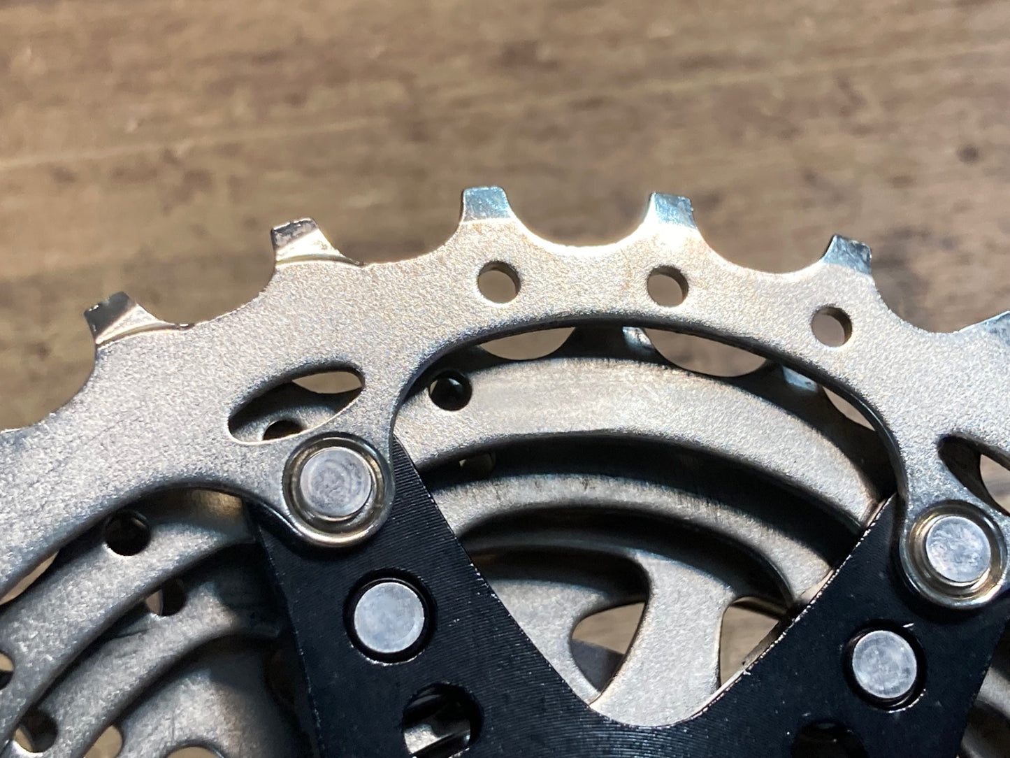 II860 シマノ SHIMANO 105 CS-5800 スプロケット 11-28T 11S