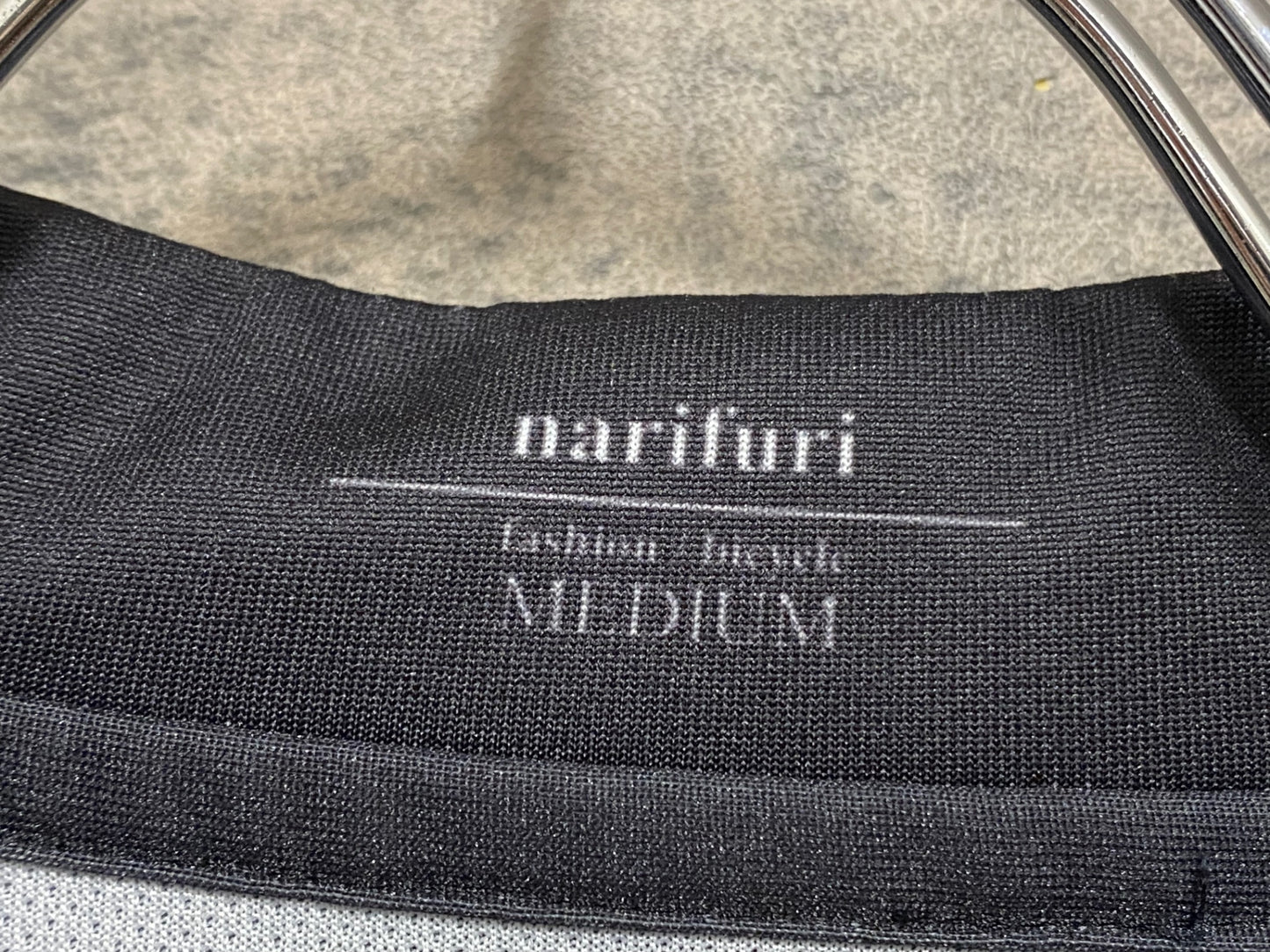 IZ426 ナリフリ narifuri NFTK-21 半袖 サイクルジャージ 黒 M