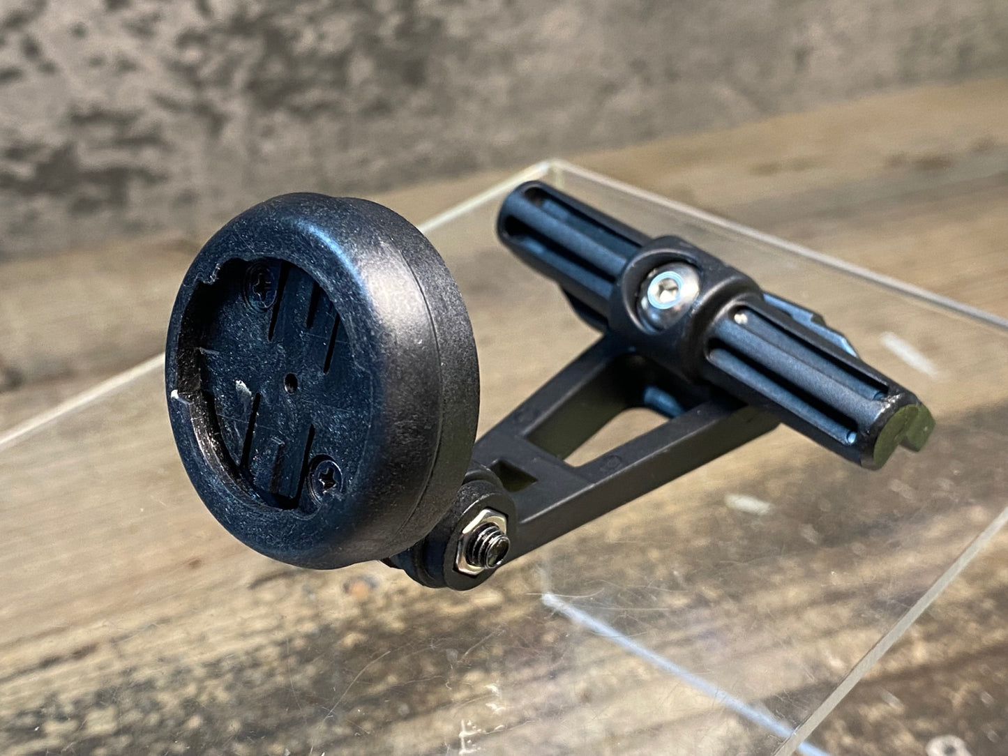 IW818 ガーミン GARMIN VARIA RTL 515 リアビューレーダー リアライト レックマウント付属 ※動作確認済み