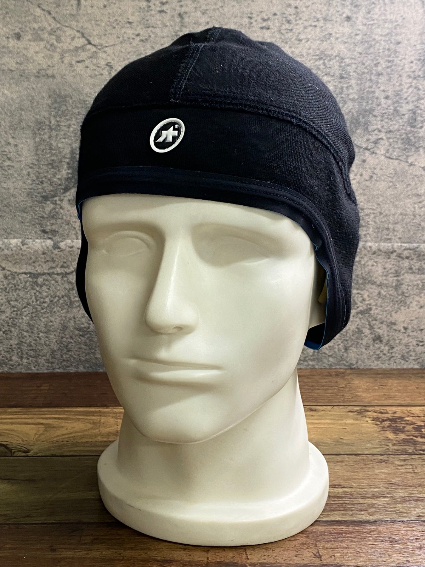 IZ198 アソス assos WINTERキャップ 黒 2