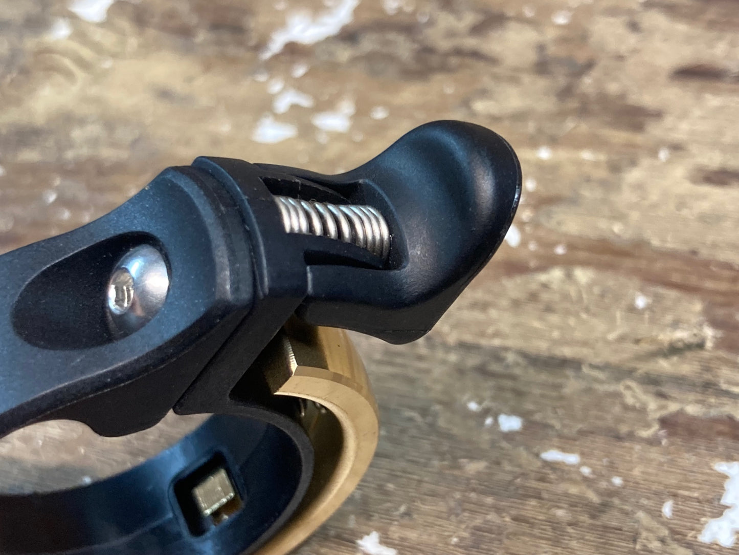 IL074 ノグ knog Oi サイクルベル ゴールド Φ31.8