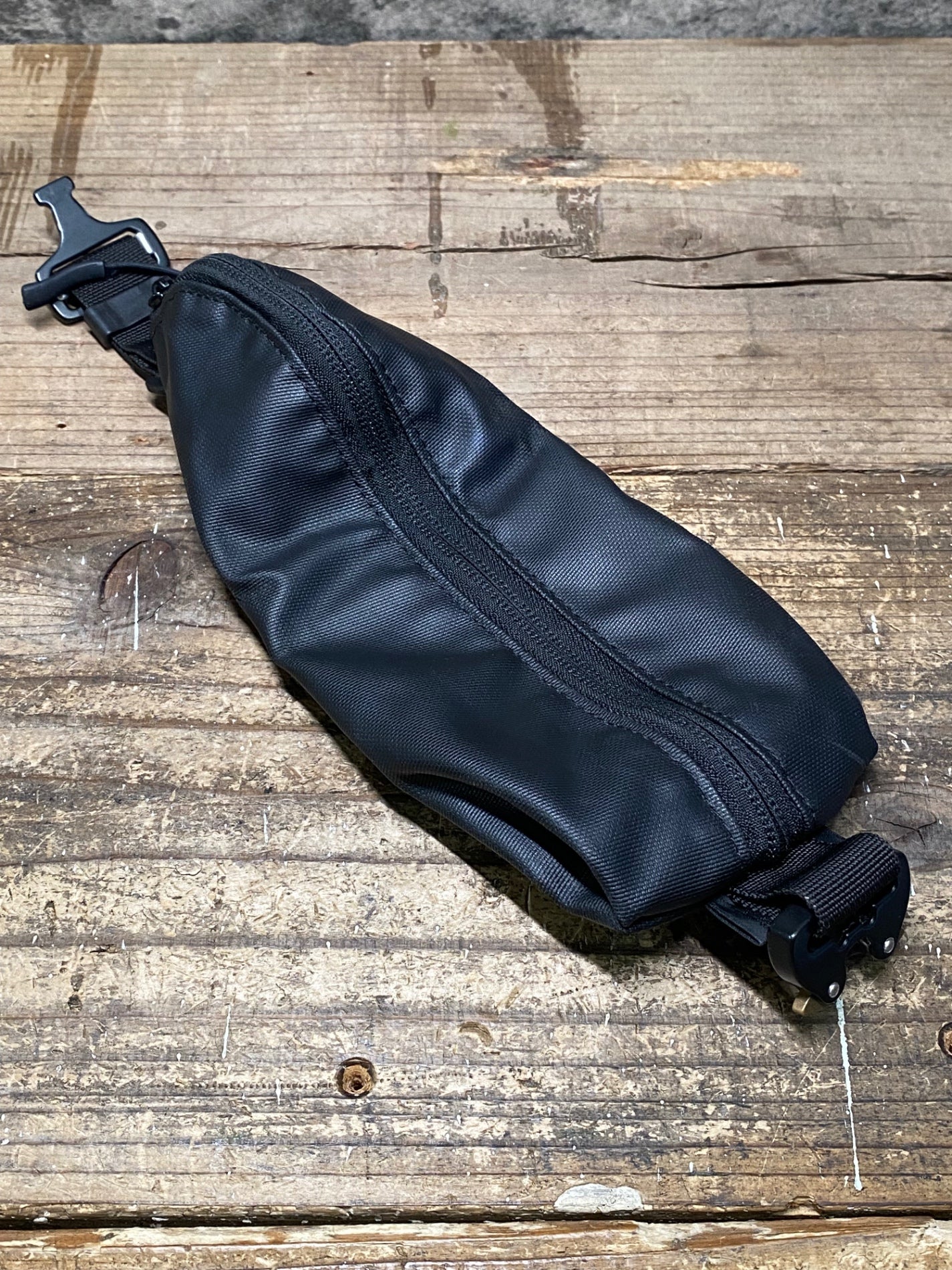 IW511 バグジャック bagjack ポーチ 黒