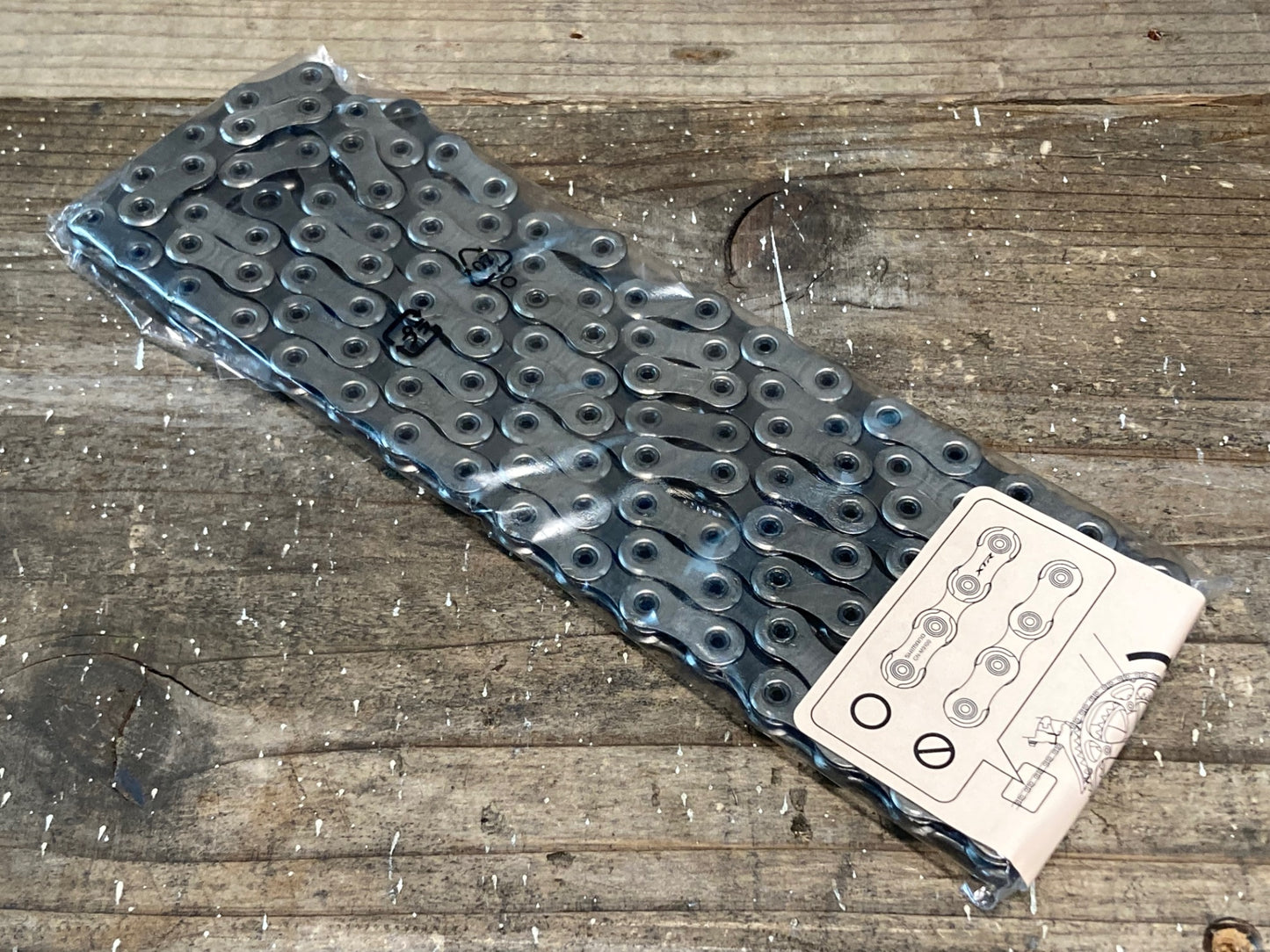 IO754 シマノ SHIMANO XTR CN-M9100 チェーン 12S 126L クイックリンク付属