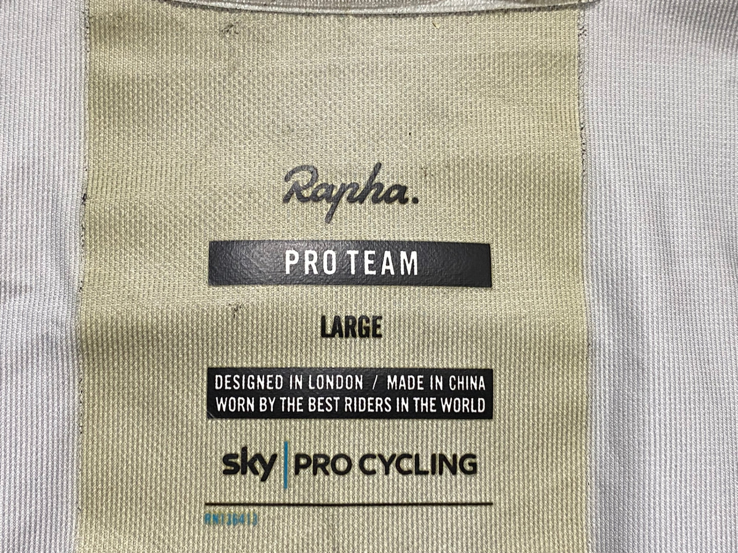 JC820 ラファ Rapha PRO TEAM 長袖 レインジャケット 黒 L TEAM sky ※汚れ