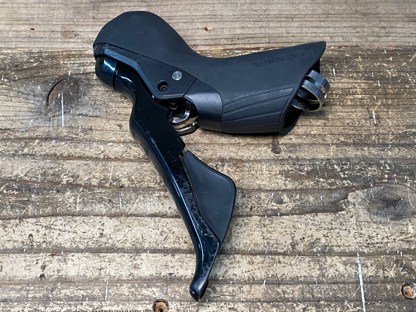 IT146 シマノ SHIMANO 105 ST-R7020 STIレバー 油圧ディスク 2S 左のみ