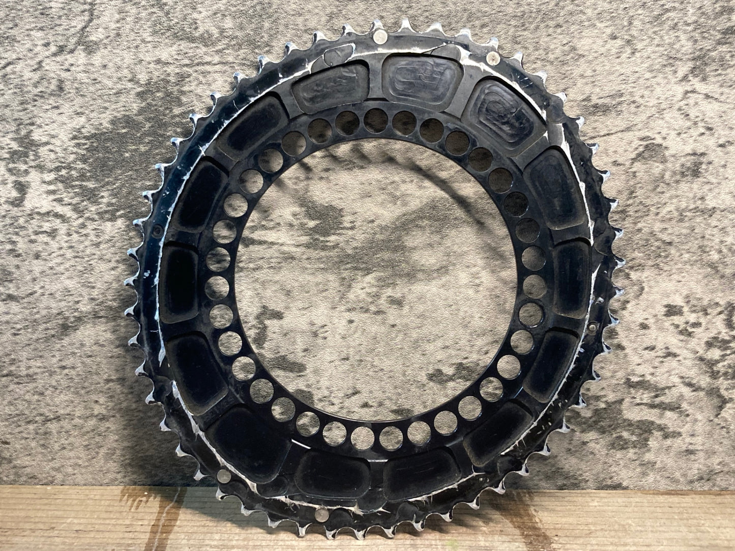 IP149 ローター ROTOR Q-RINGS チェーンリング 楕円 53T BCD135