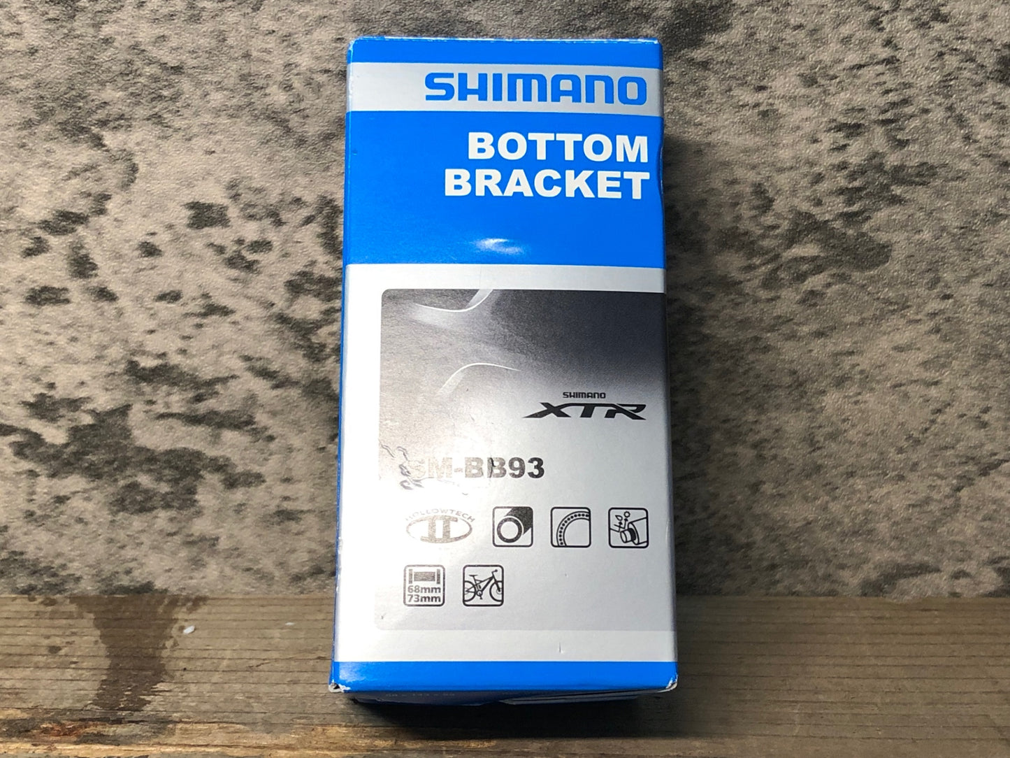 IW141 シマノ SHIMANO XTR SM-BB93 ボトムブラケット