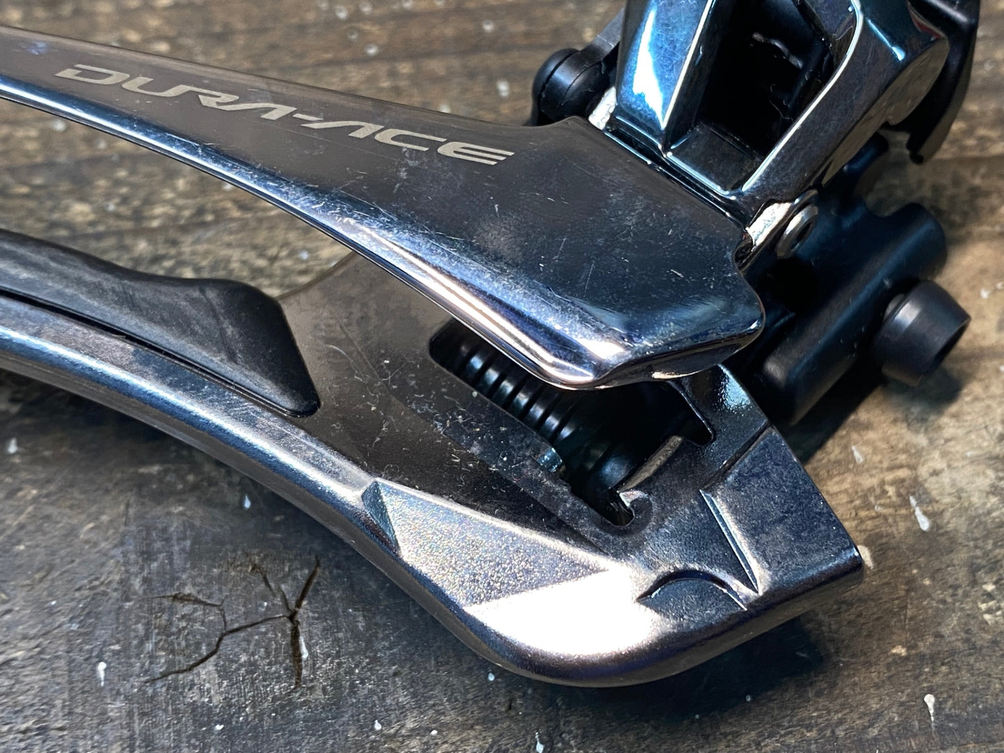 IR732 シマノ SHIMANO デュラエース DURA-ACE FD-R9100 フロントディレイラー 直付け ※ワッシャー欠品