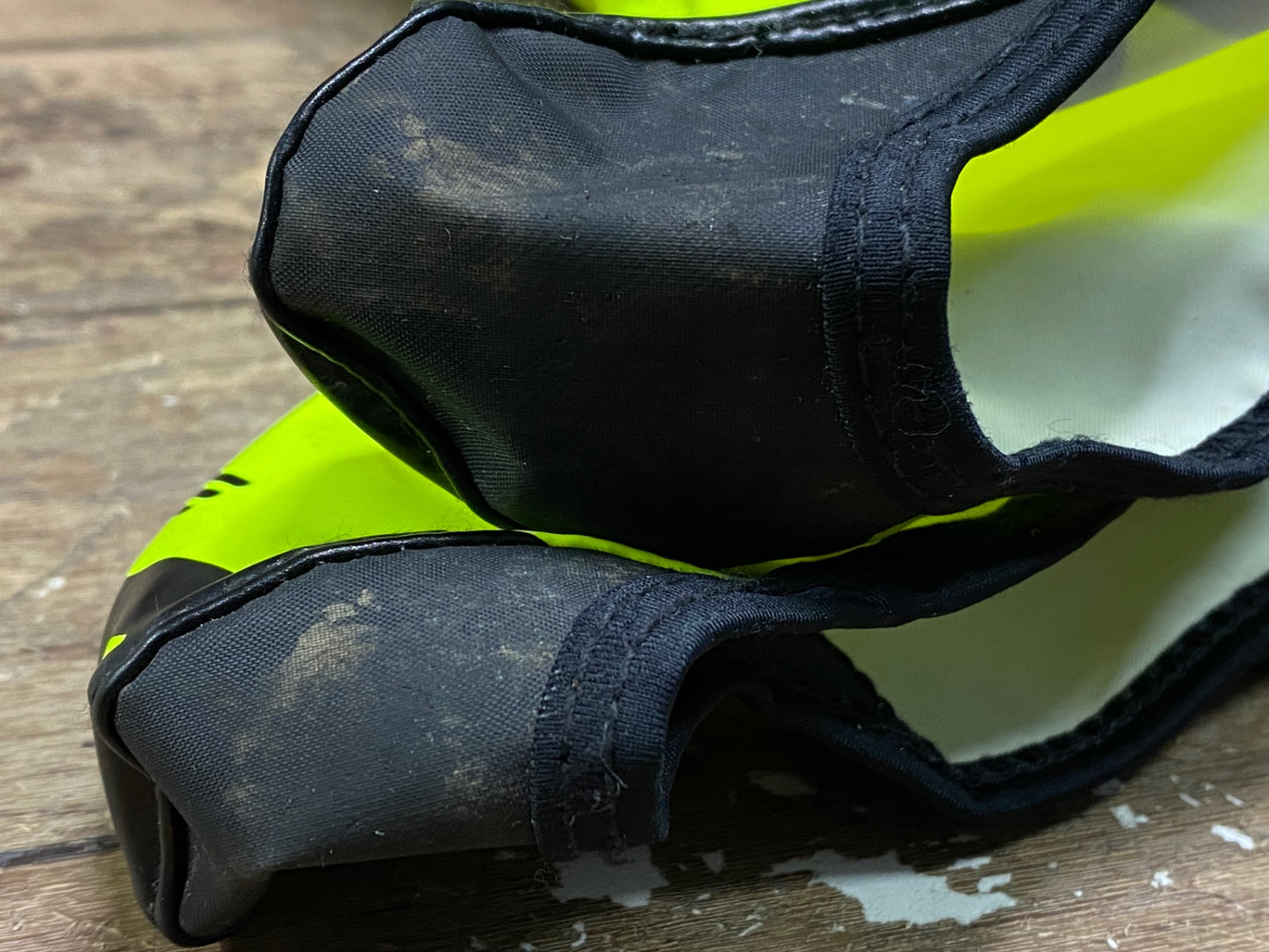 IM776 ノースウェーブ NORTHWAVE H2O Winter Overshoes シューズカバー 黄 黒 L