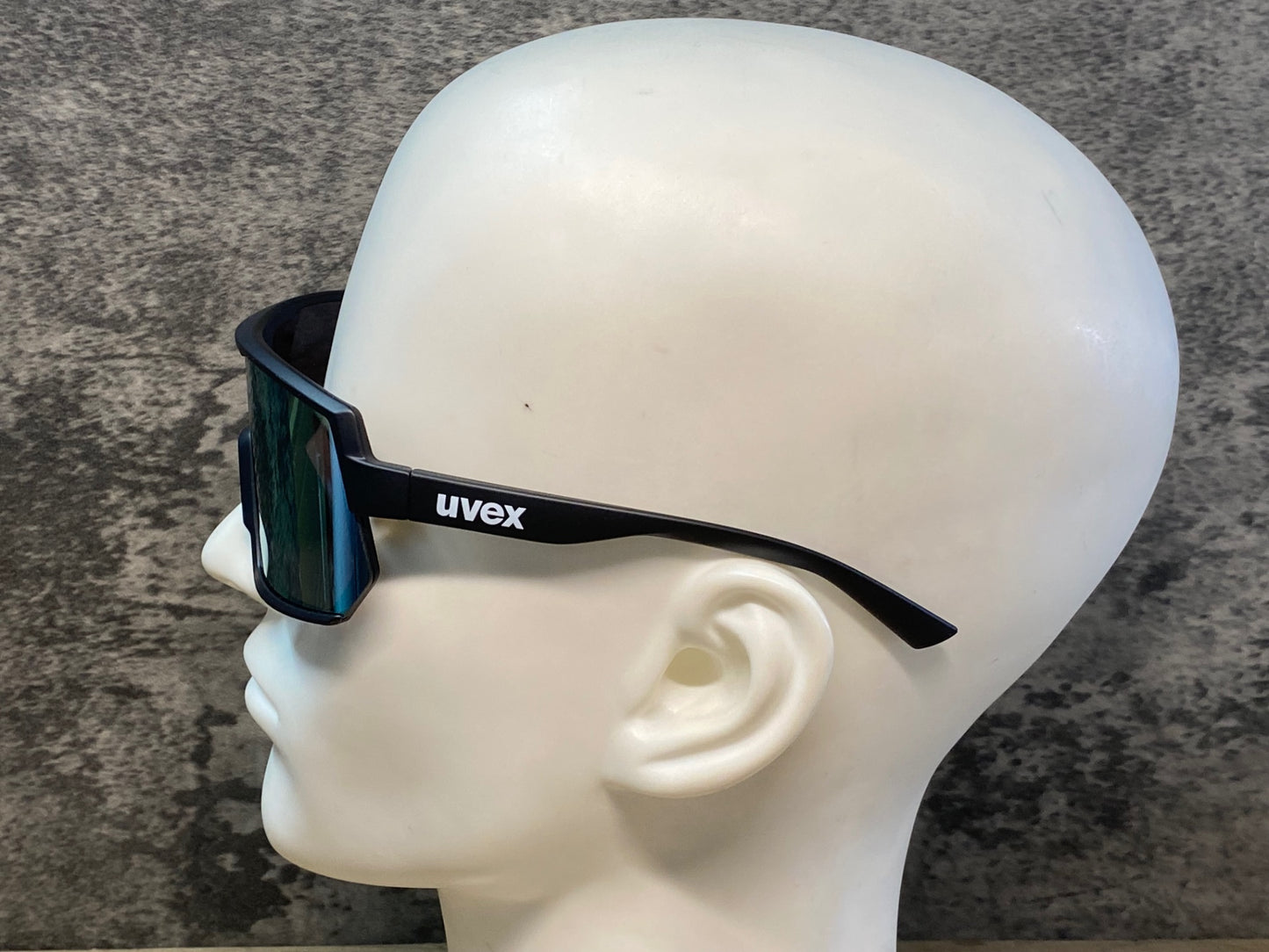 IY375 ウベックス UVEX サングラス アイウェア 黒