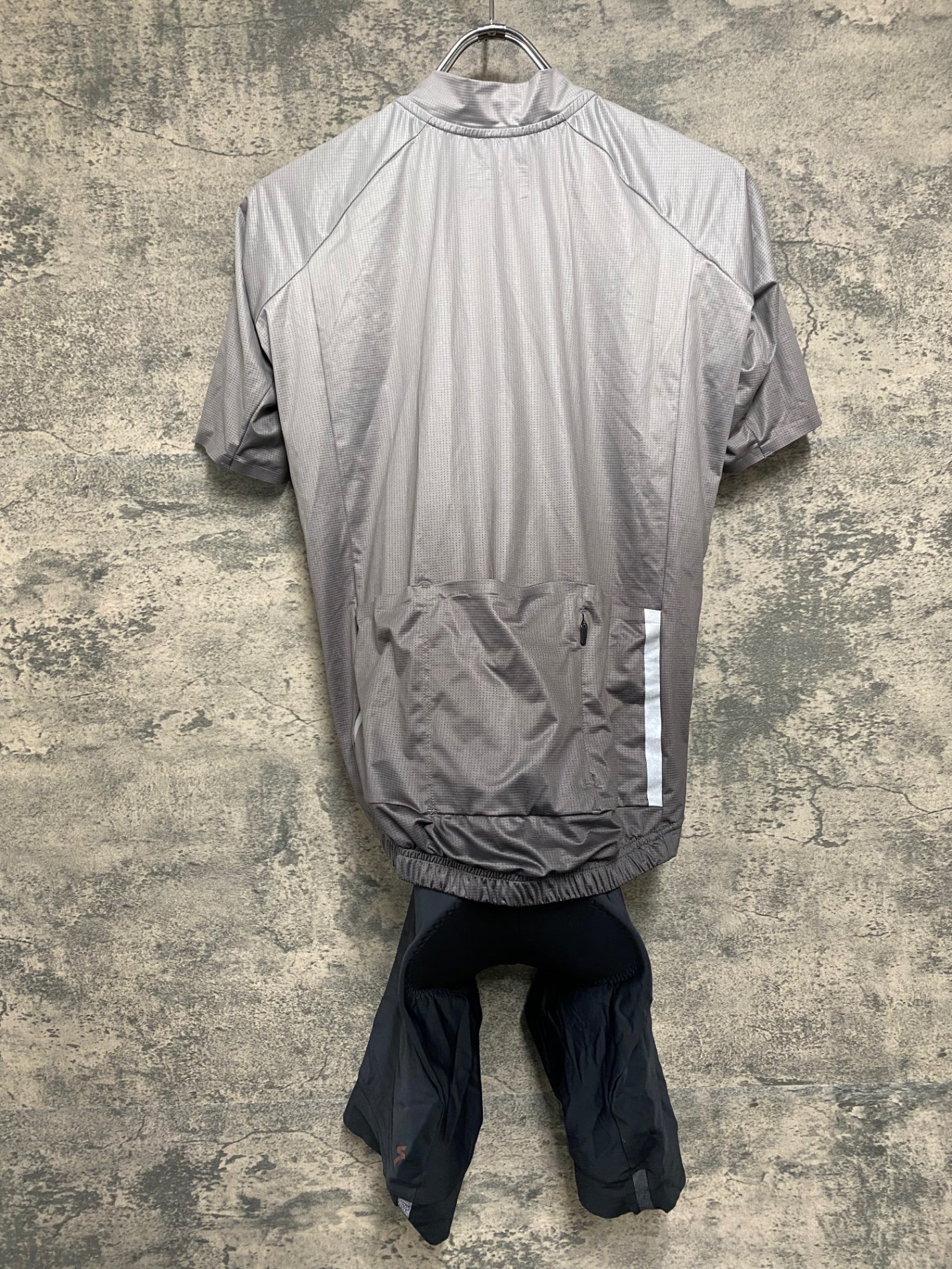 IN570 スペシャライズド SPECIALIZED サイクルジャージ 半袖 ビブショーツ 上下セット サガンコレクション M