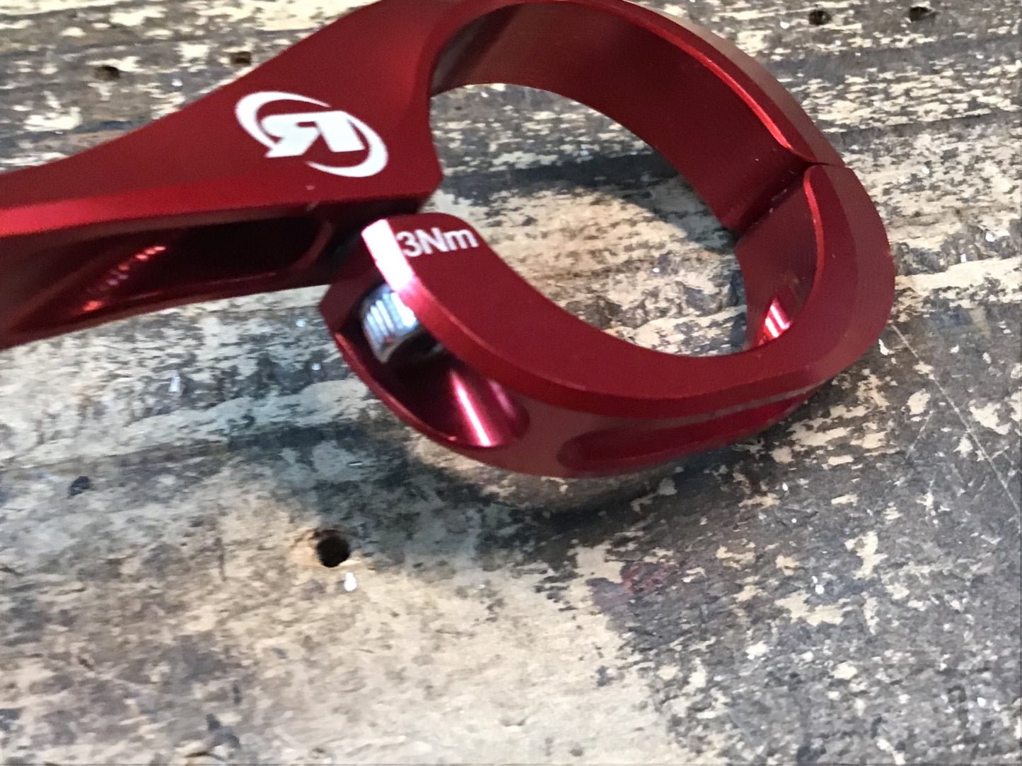 IW561 ローター ROTOR Garmin Mount サイコンマウント 赤 Φ31.8