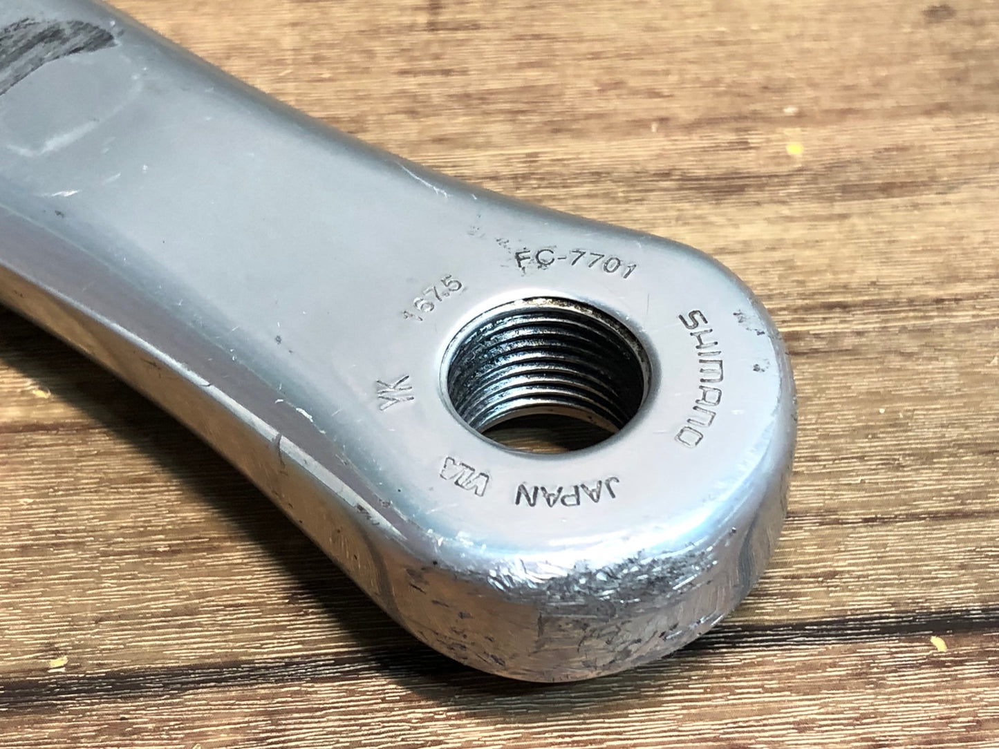 IG037 シマノ SHIMANO デュラエース DURA-ACE FC-7701 クランクアーム 167.5mm ※ロゴ消え、スレ、傷