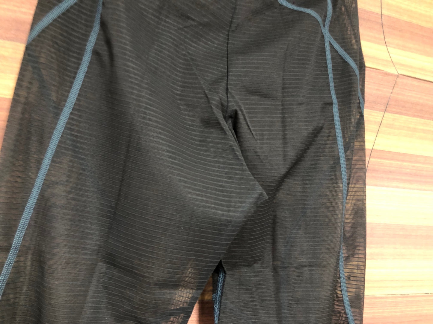 IN108 ファイントラック Finetrack フラッドラッシュ パワーメッシュ FLOODRUSH POWERMESH インナータイツ L 黒 未使用