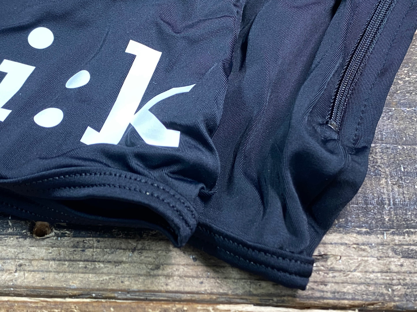 IV942 フィジーク fizik シューズカバー 黒 L