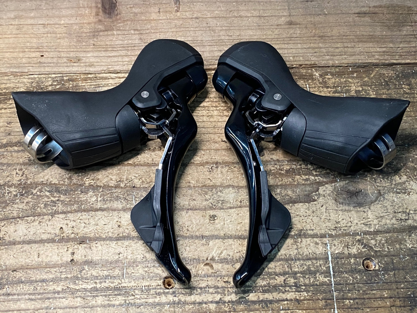 IY082 シマノ SHIMANO 105 ST-R7120 STIレバー 油圧ディスク 2x12S