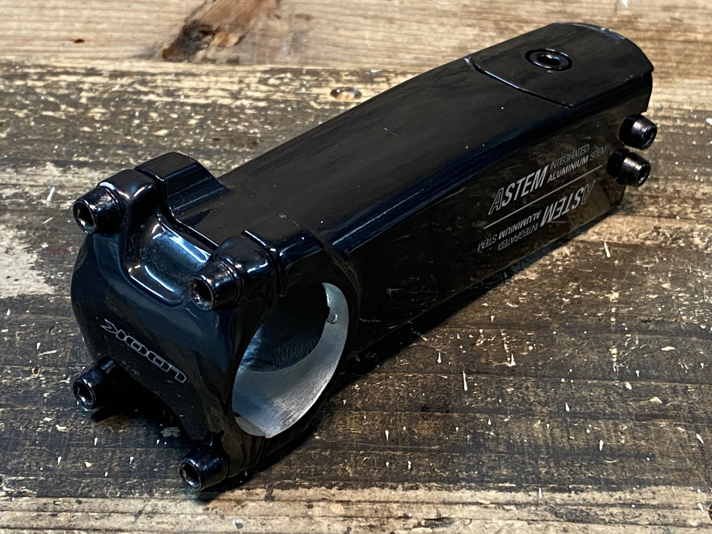 IU437 ルック LOOK A-STEM 100mm Φ31.8 艶あり トップキャップ プレッシャーアンカー付属