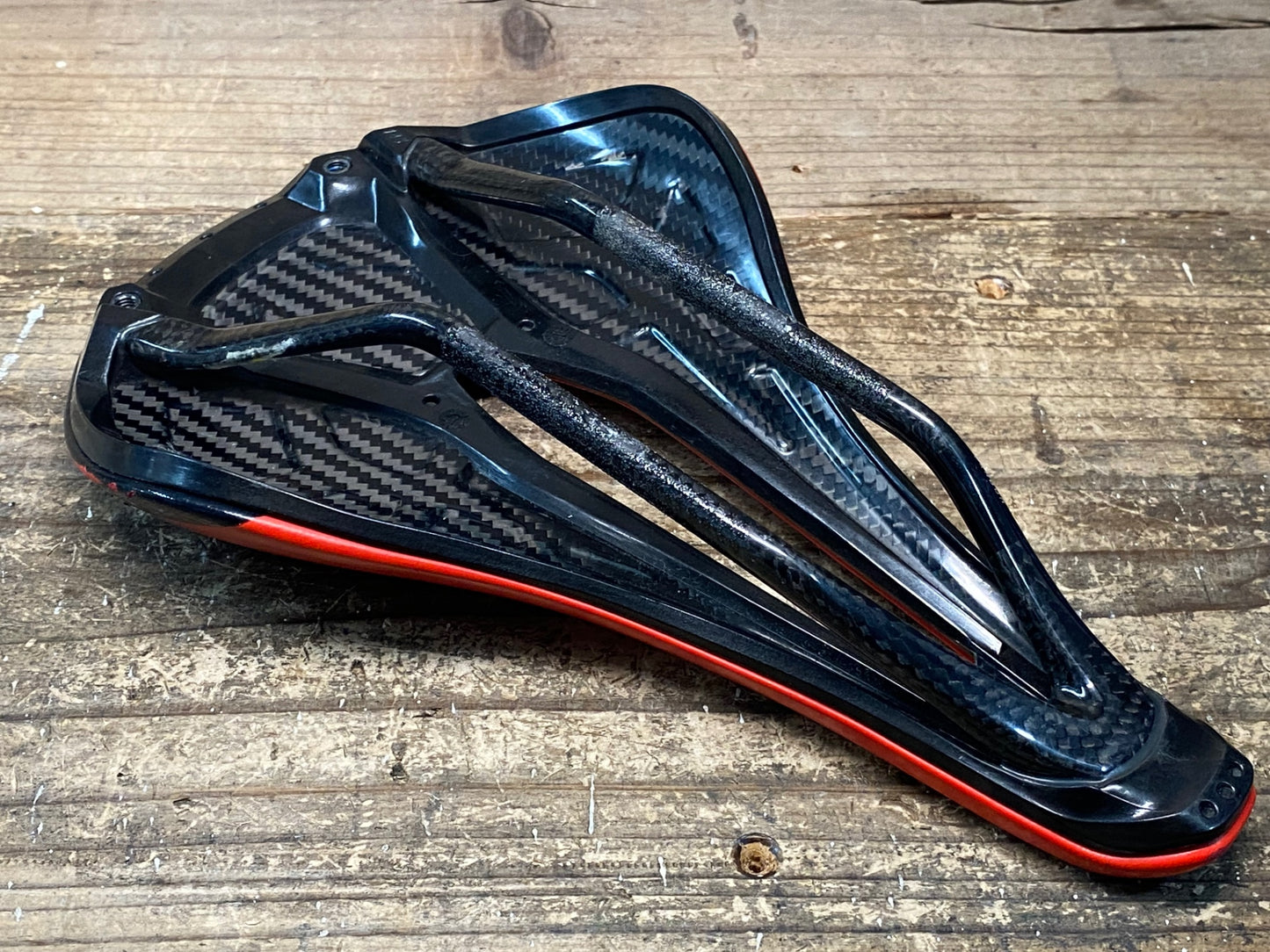 IW563 スペシャライズド SPECIALIZED S-WORKS POWER サドル fact CARBON 143mm レッド