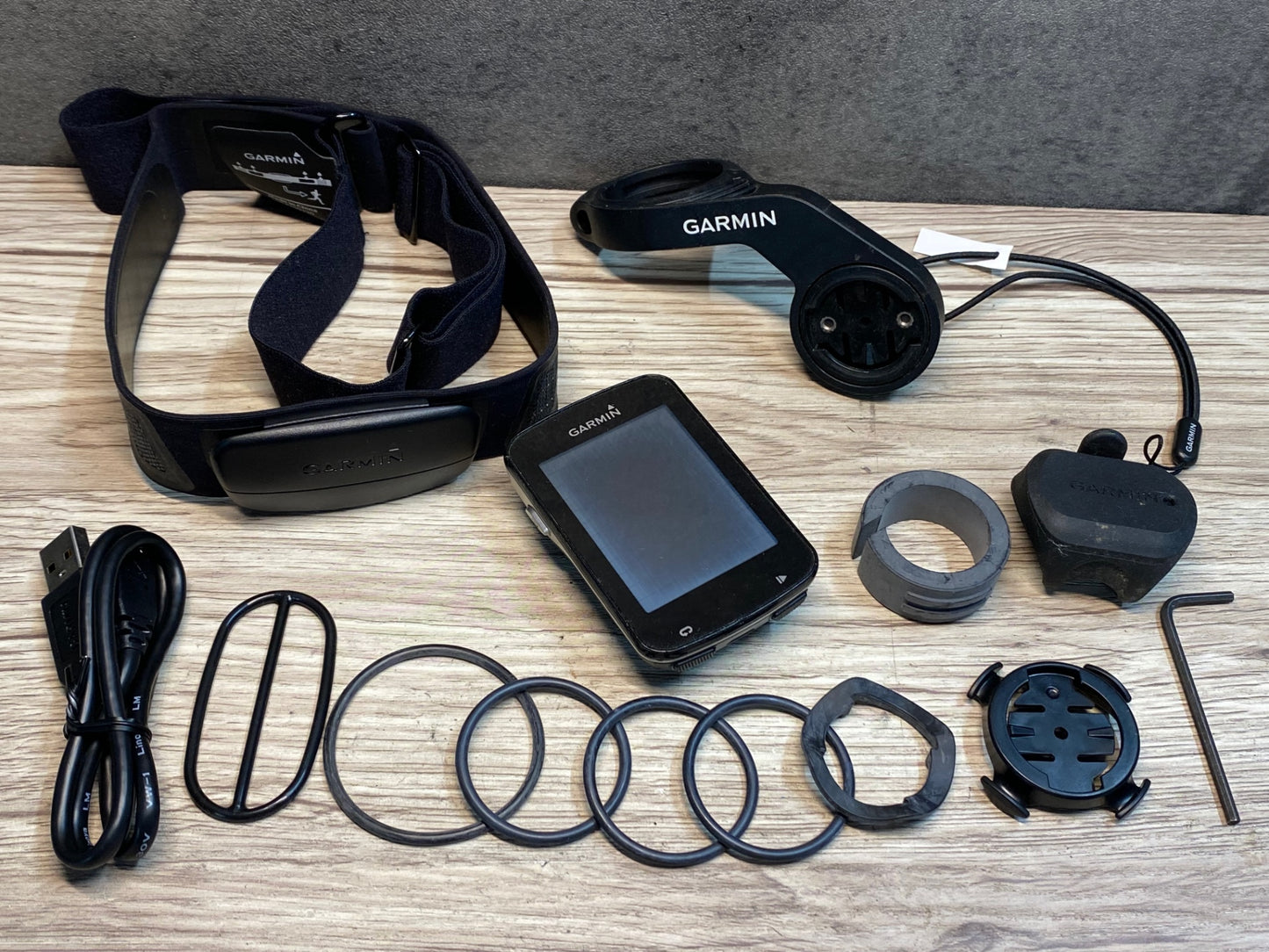 IP319 ガーミン GARMIN エッジ EDGE 820J SP HRセンサー付属 液晶滲み