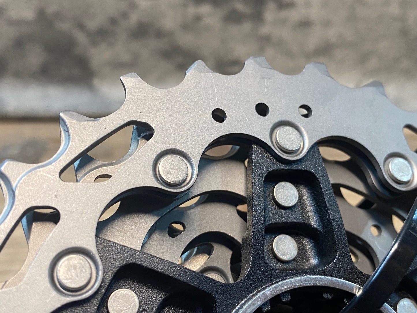 IT665 シマノ SHIMANO デュラエース DURA-ACE CS-R9200 スプロケット 11₋30T 12S