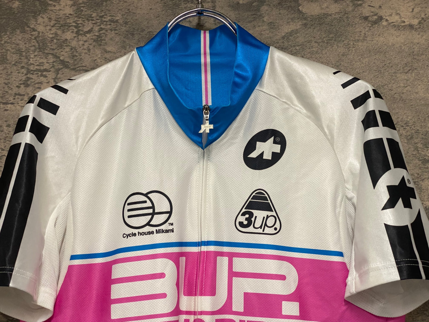IZ836 アソス ASSOS 半袖 サイクルジャージ 白/ピンク/青 Sサイズ 未使用品 チームジャージ