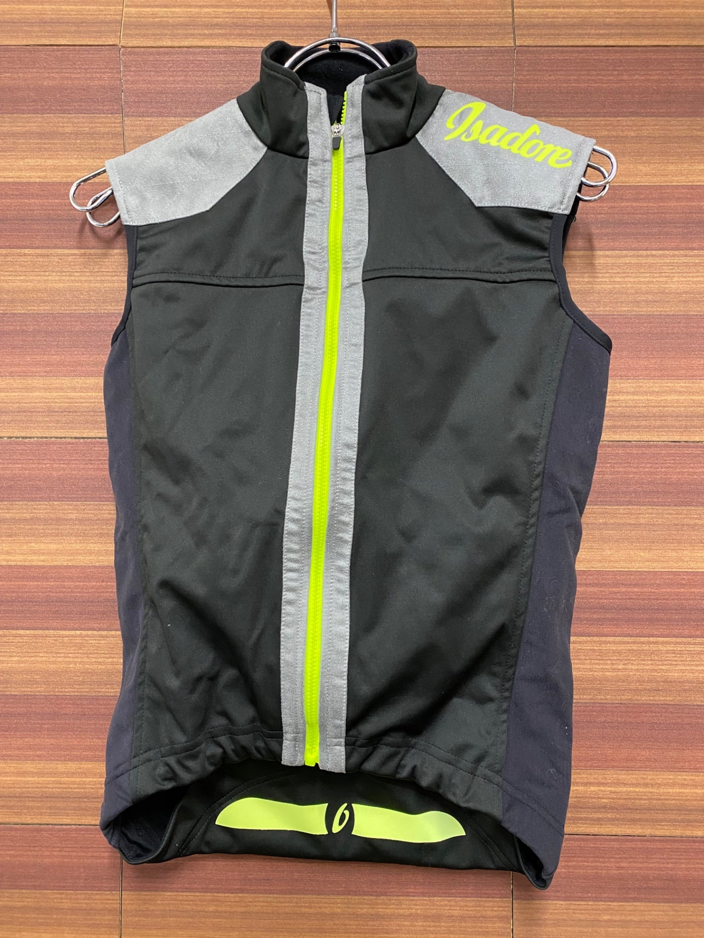 IL323 イザドア Isadore ジレ サイクルベスト 黒 グレー XXS 裏起毛
