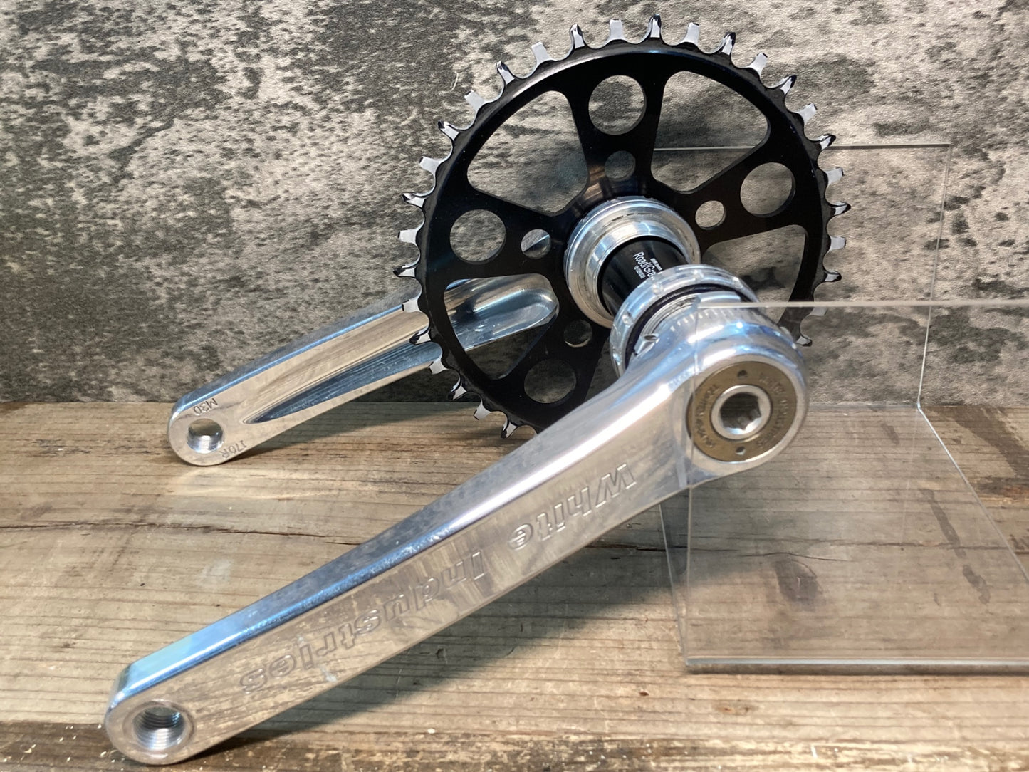 IT181 ホワイトインダストリーズ White Industries クランクセット M30 170mm Road/Gravel BBE30BSA 38T ※実測Qファクター170mm
