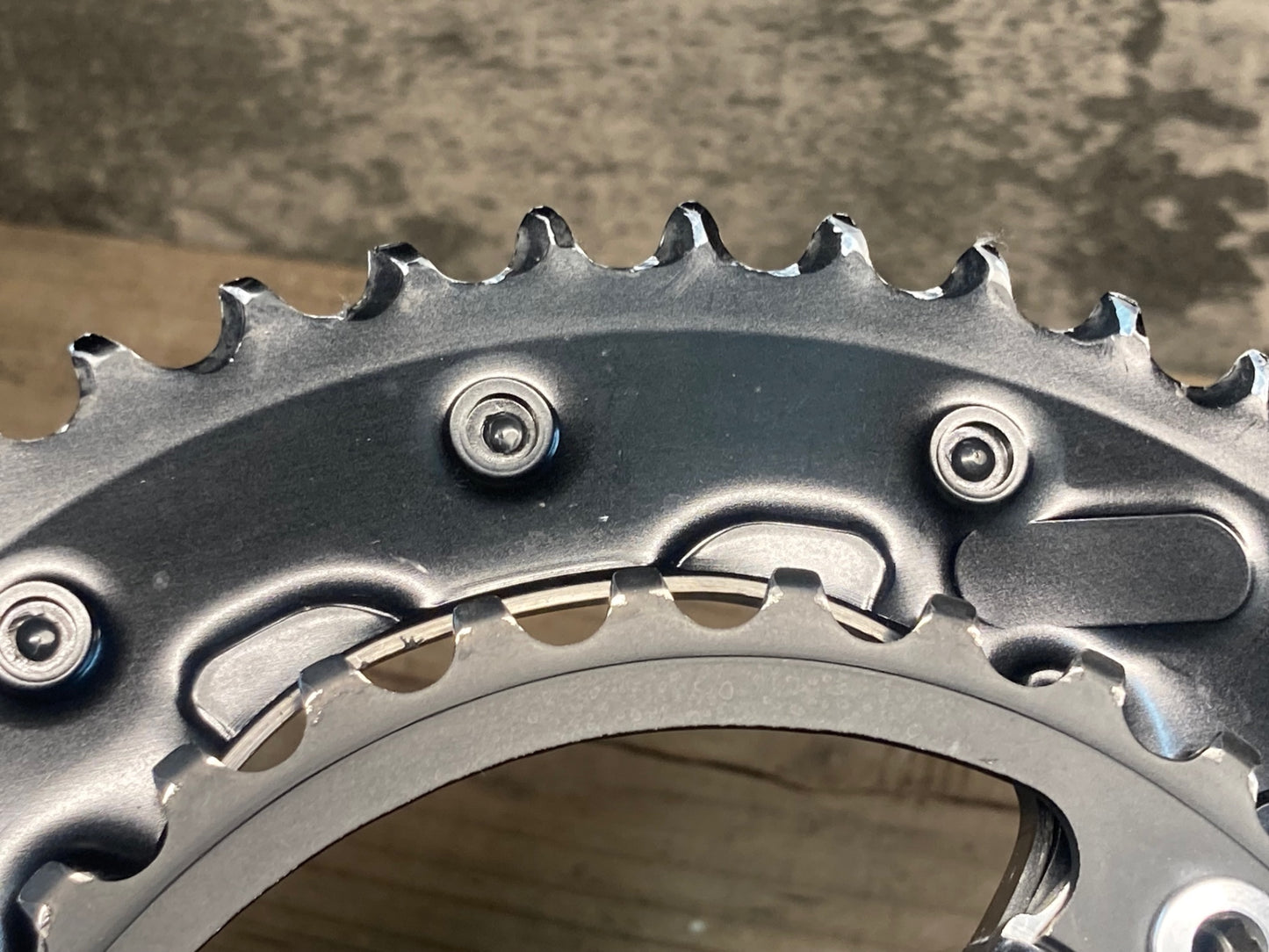 II883 シマノ SHIMANO ソラ SORA FC-R3000 クランクセット 50/34T 170mm ※クランクボルト欠品