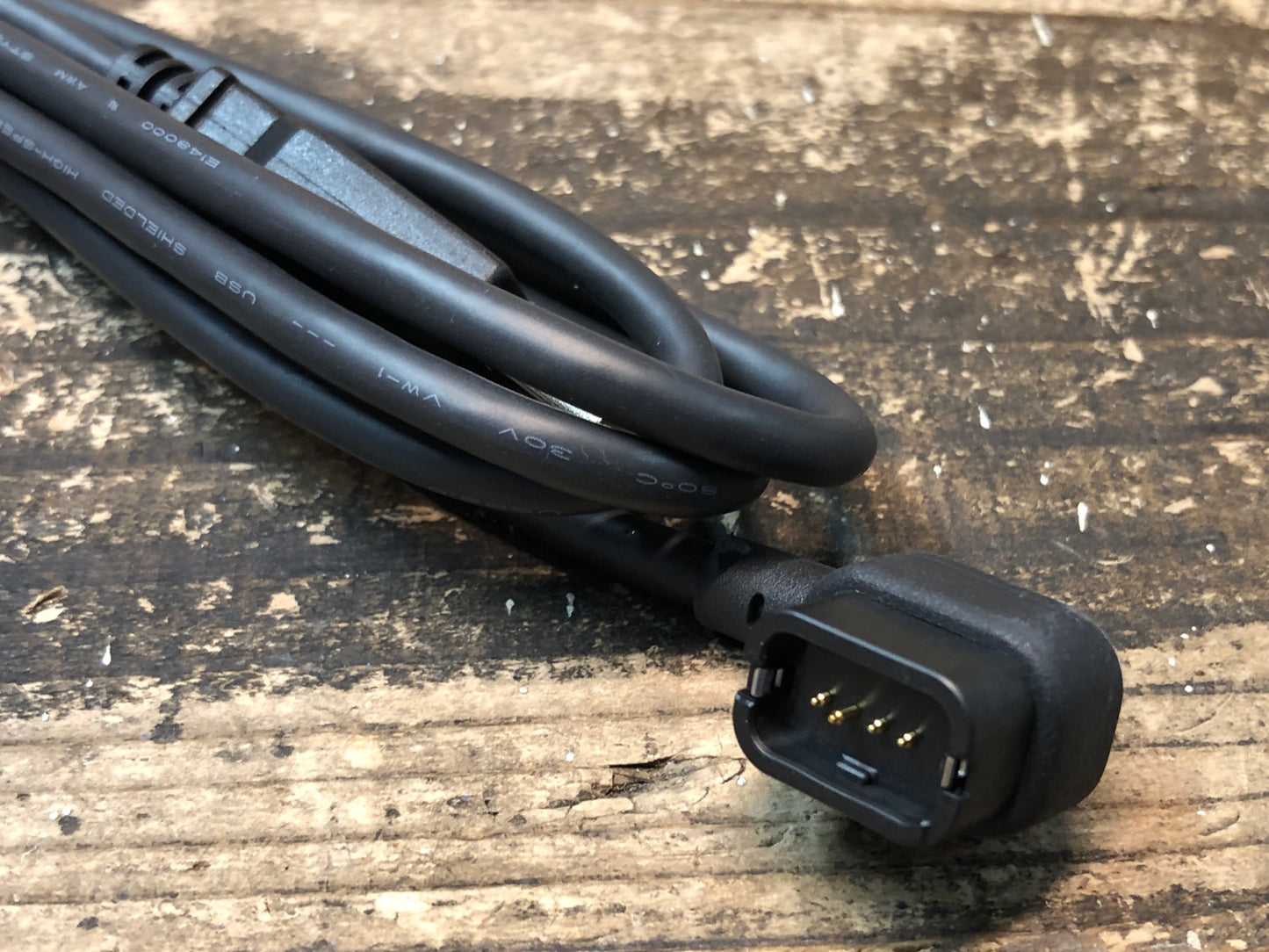 IV836 シマノ SHIMANO EW-EC300 バッテリーチャージングケーブル Di2