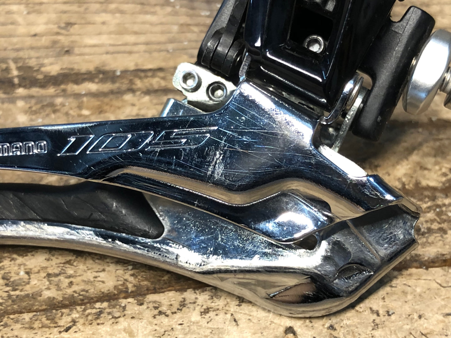 JC725 シマノ SHIMANO 105 FD-R7000 直付 フロントディレイラー