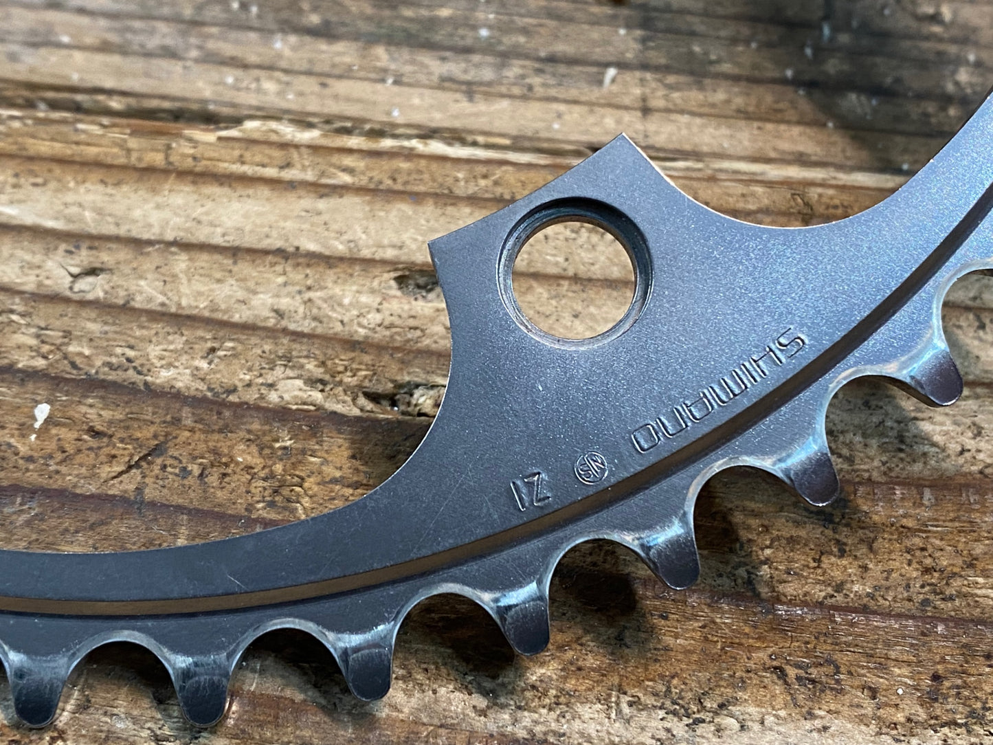 IP837 シマノ SHIMANO デュラエース DURA-ACE NJS チェーンリング 47T PCD144 トラック 厚歯