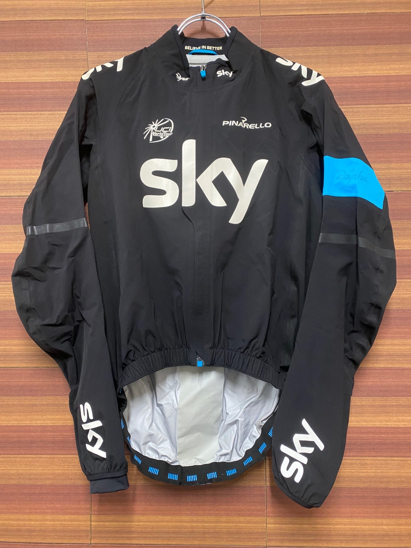 IL713 ラファ Rapha PRO TEAM WIND JACKET 長袖 ウインドジャケット TEAM SKY 黒 M